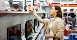September Market Outlook: Consumer Spending Surprisingly Strong Despite Stagnant Real Wages