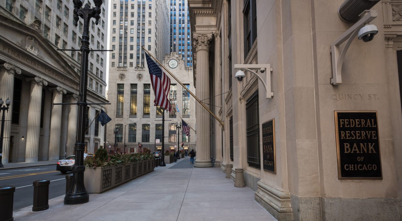 Street view of Federal Reserve Bank of Chicago and Chicago Board of Trade.